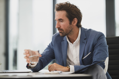 奈飞影视大全:探索全球热门影视剧,畅享无限观影乐趣 奈飞影视大全:探索全球热门影视剧,畅享无限观影乐趣